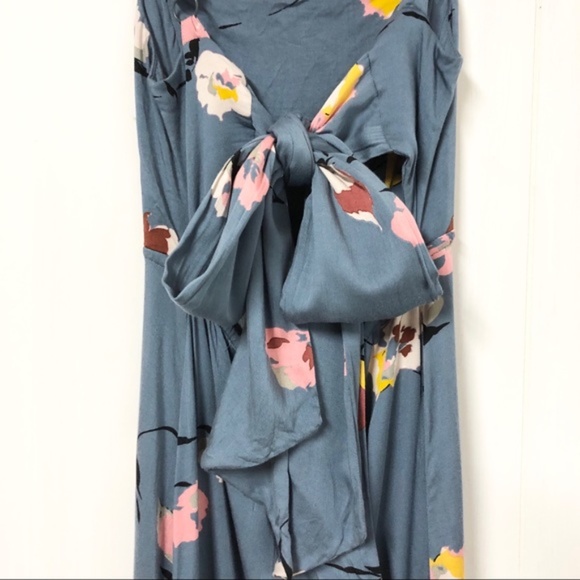 Urban Outfitters Floral Print Straight-Neck Tie-Back Blue Midi Dress Size XS - Picture 4 of 8